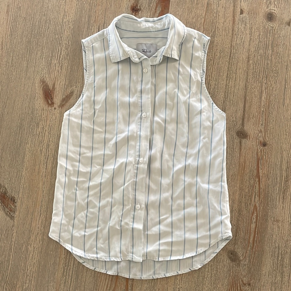Rails sleeveless button down size XS